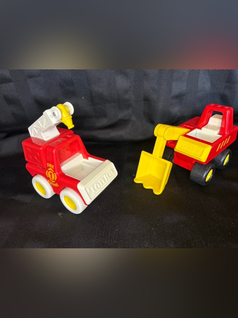 🔥🔥Vintage TONKA set, Excavator Construction Truck with Bucket and fire truck